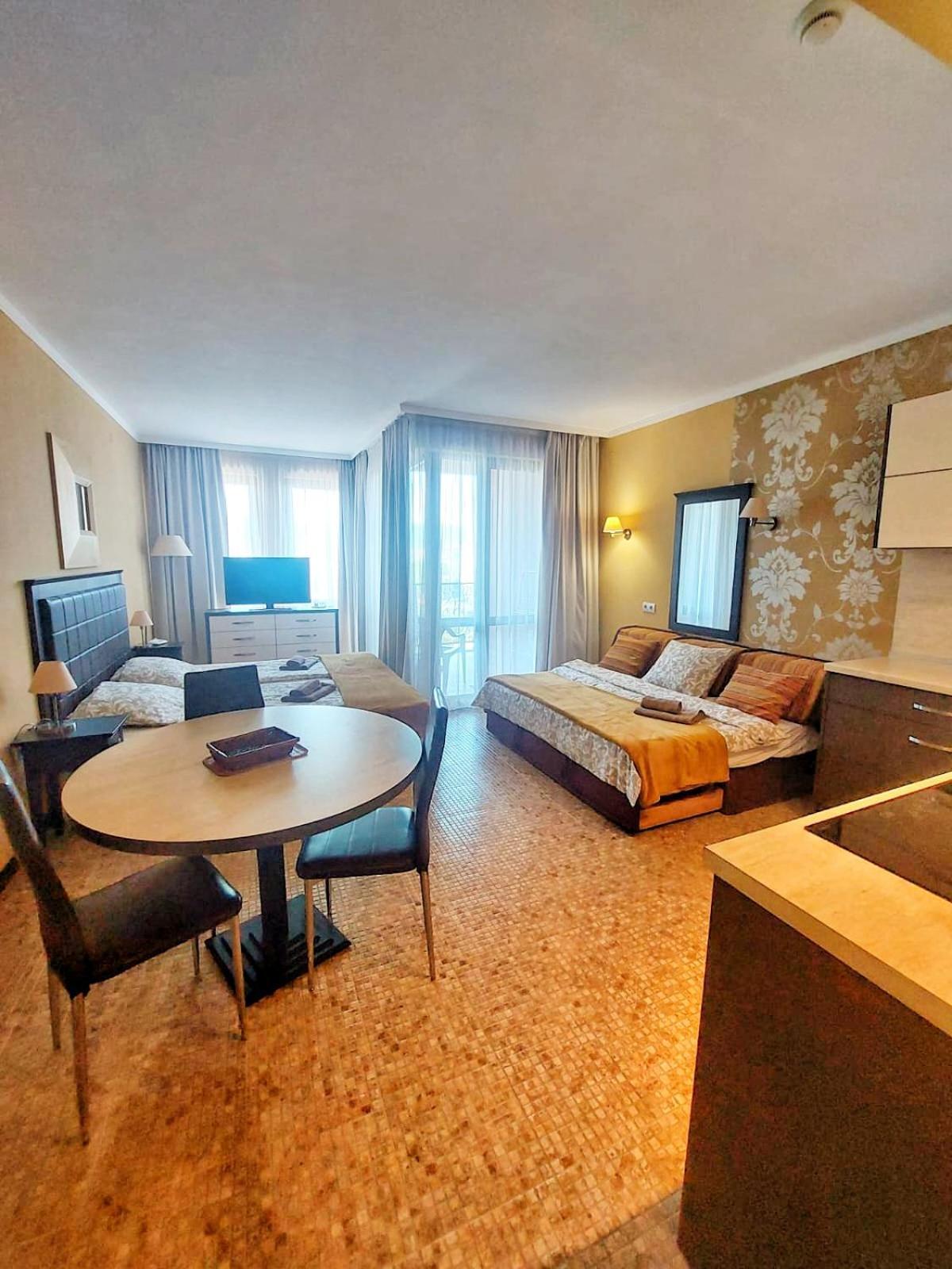 Cozy Apartment In Barcelo Royal Beach Hotel ***** Sunny Beach Ngoại thất bức ảnh